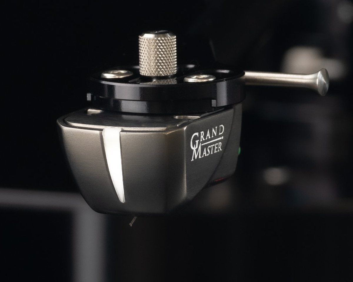 DS Audio Grand Master optical cartridge