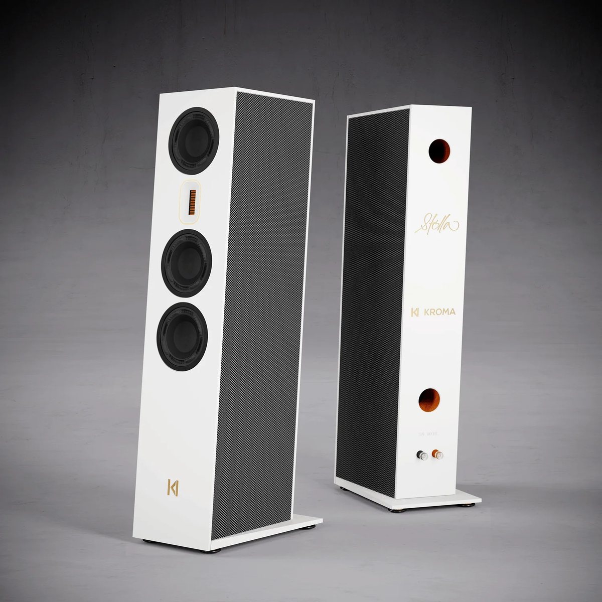 Kroma Atelier Stella loudspeakers